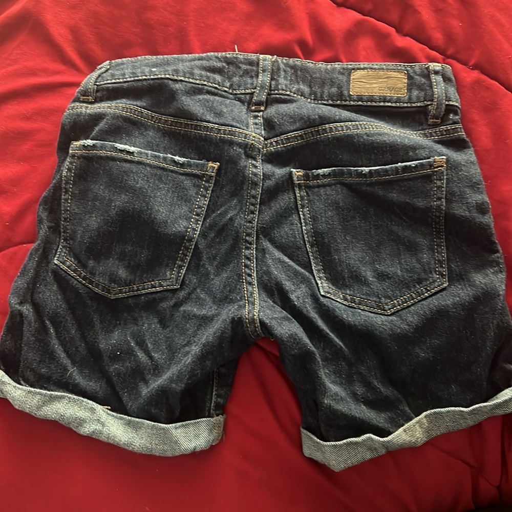 . - Picture 2 of 2